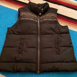 Miss Me Aztec Accent Vest!